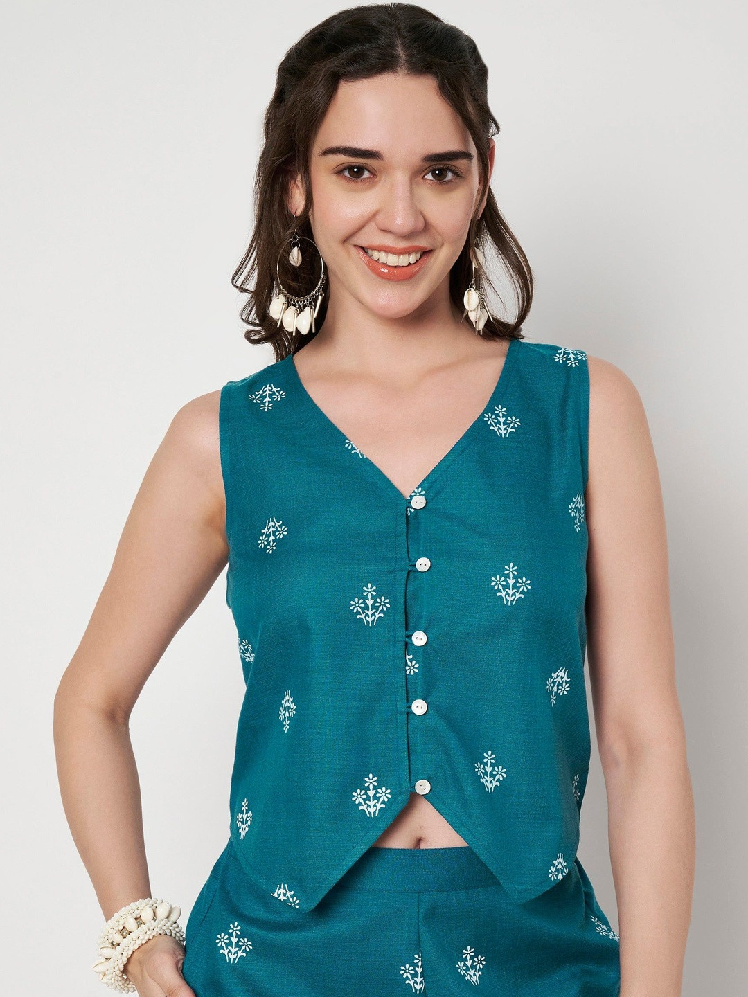 9rasa Floral Printed V-Neck Pure Cotton Waistcoat
