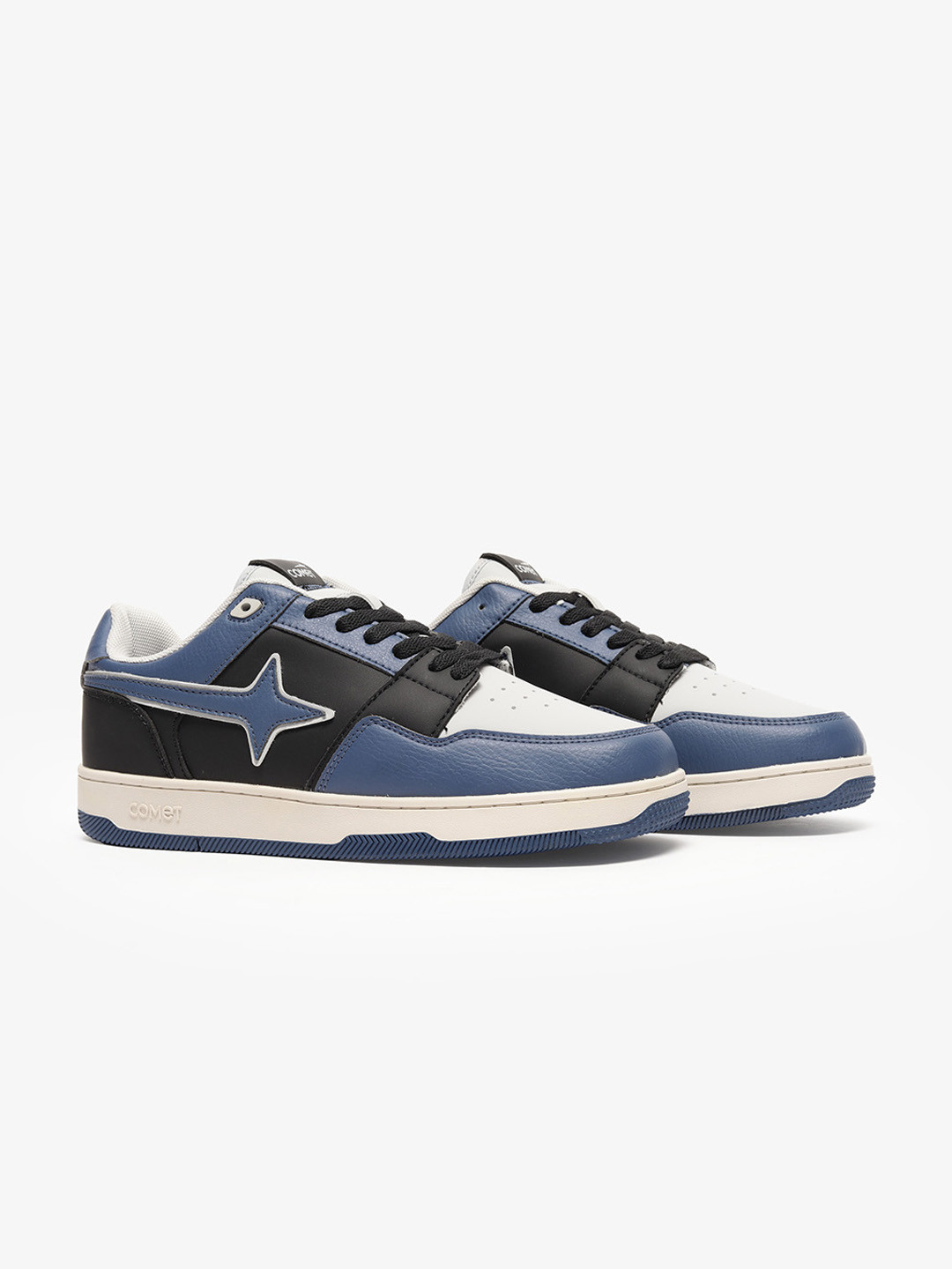Comet Unisex X Lows Neptune Sneakers