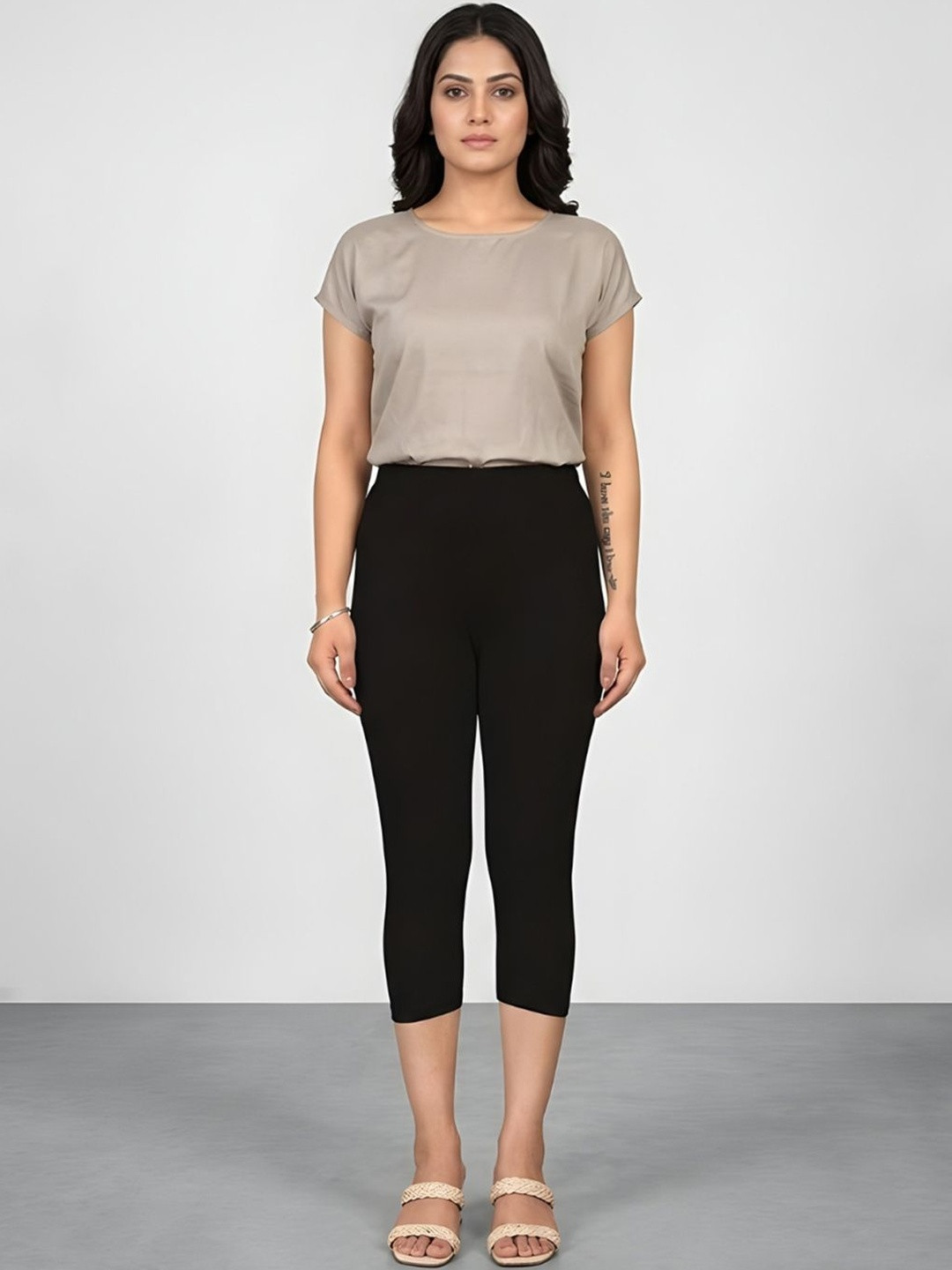 HM HUBB Women Capris