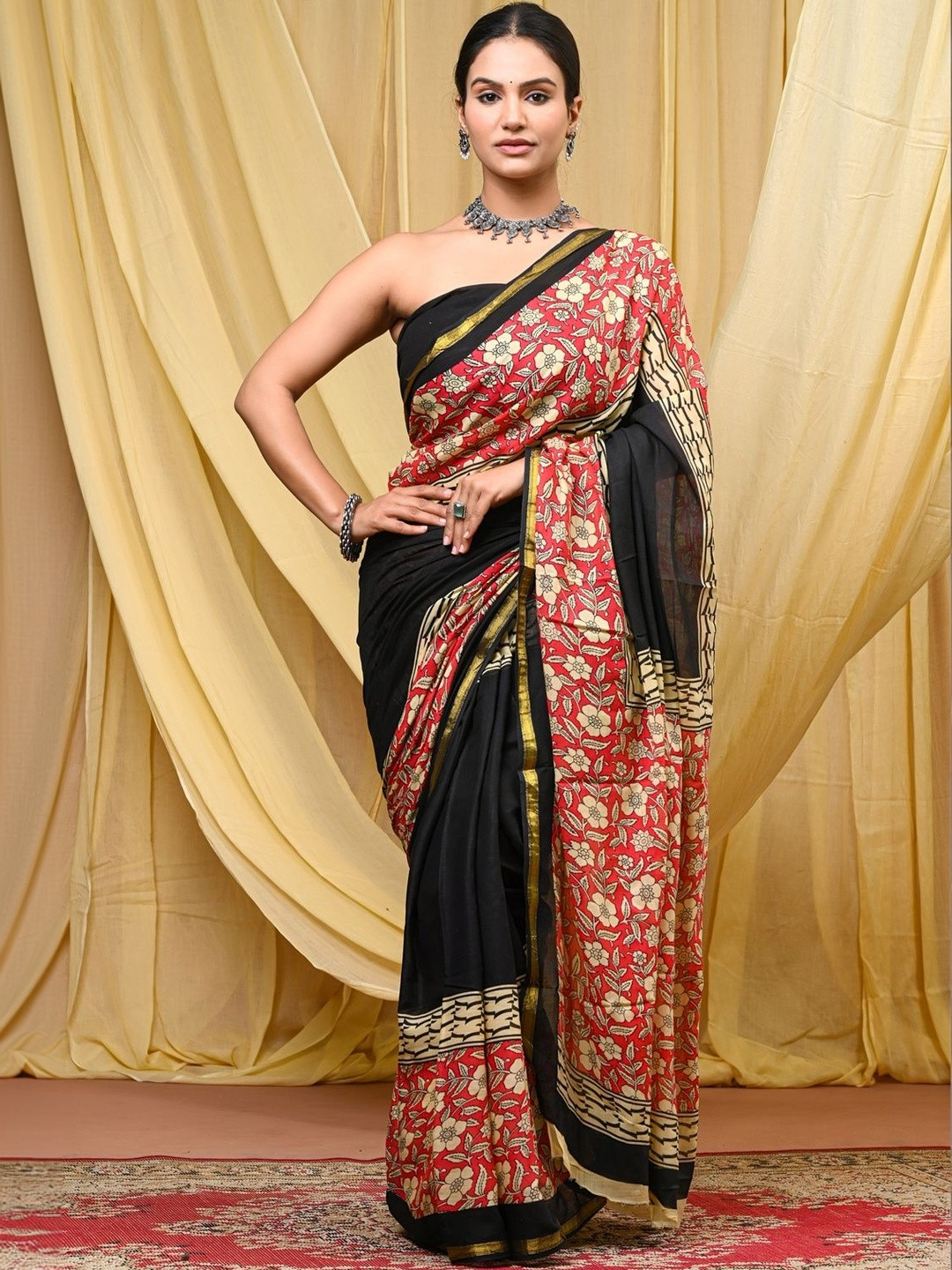 HERE&NOW Printed Pure Cotton Zari Border Ikat Saree