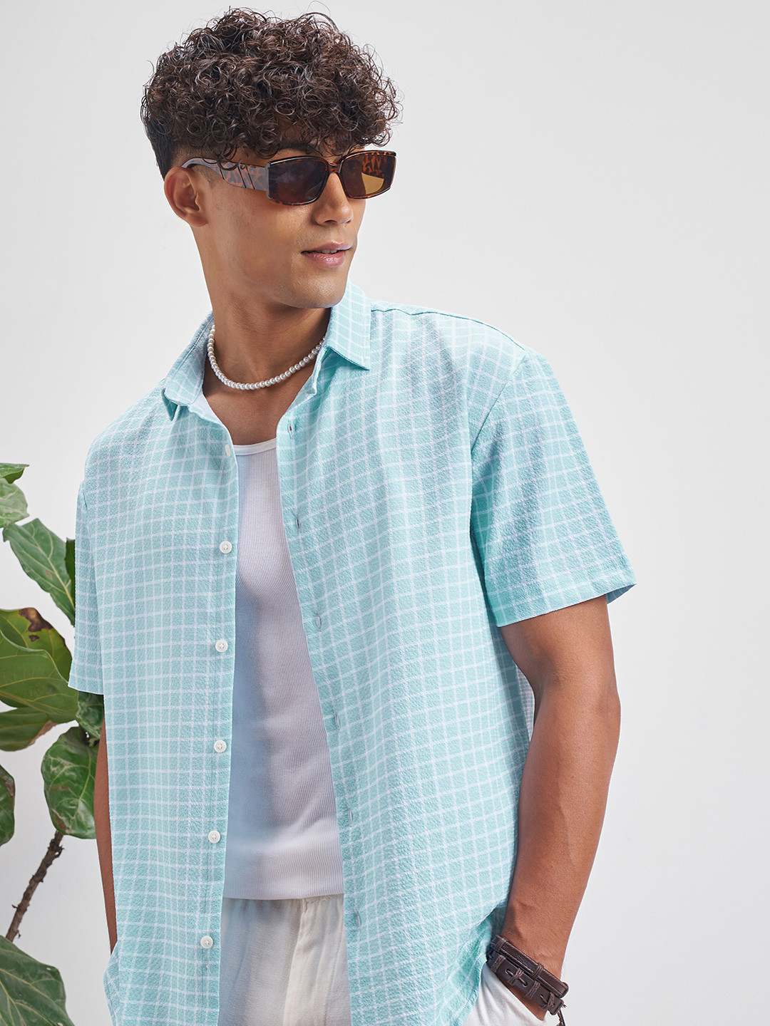 HIGHLANDER Men Windowpane Checks Checked Casual Shirt