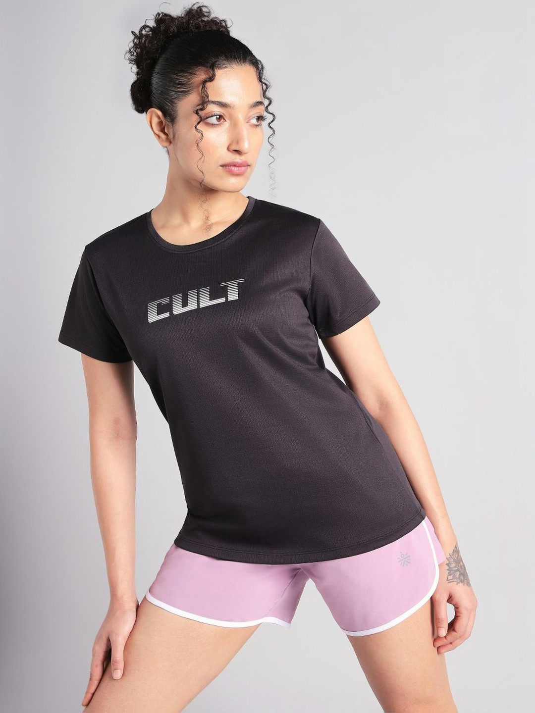 CULT Women's Black Ultimate Training T-shirt