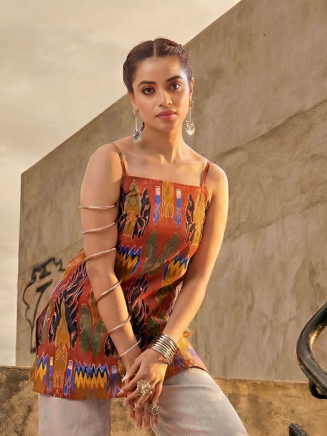 MIKAMI Women Printed Square Neck Pure Cotton Kurti