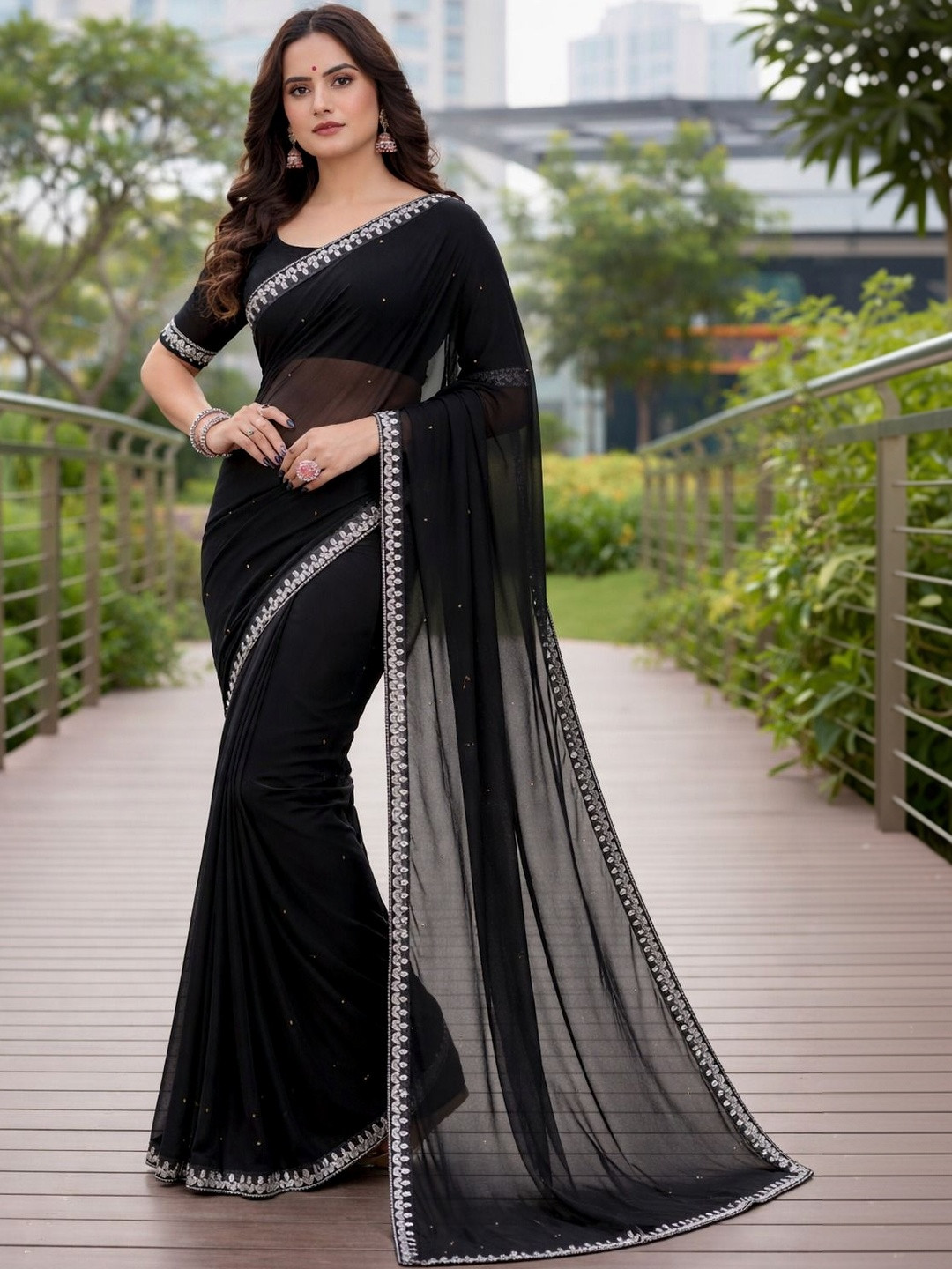 YUGAVEERAA Saree