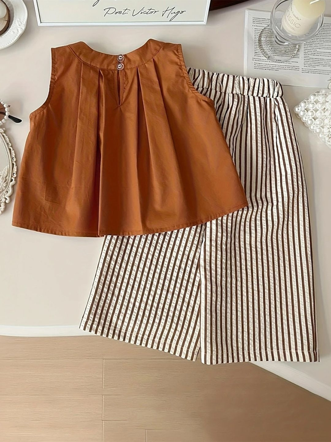 INCLUD Girls Brown Stripes Multi-Color Clothing Set
