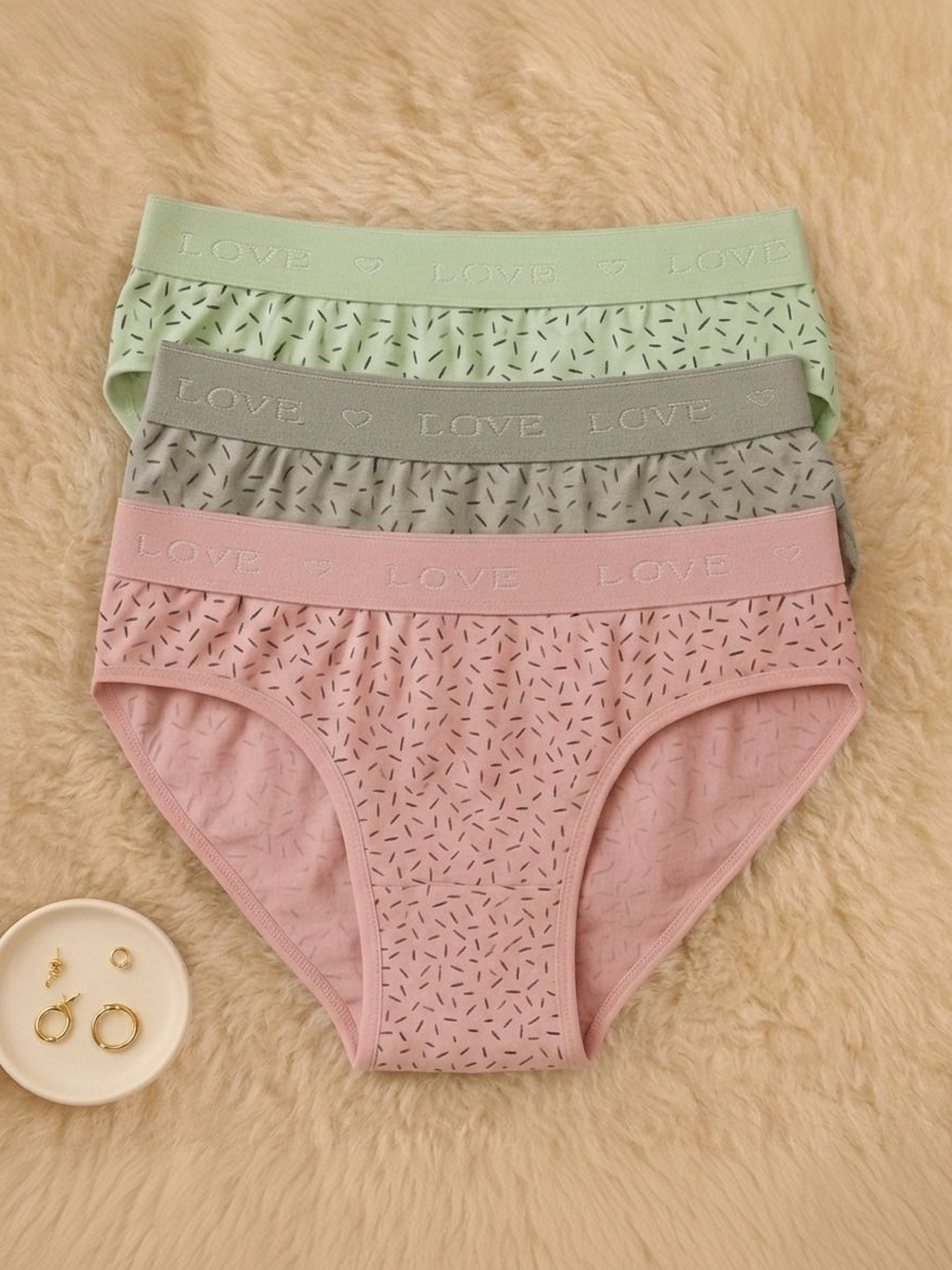 Nakshu Women Pack of 3 Printed Seamless Assorted Cotton Hipster Briefs