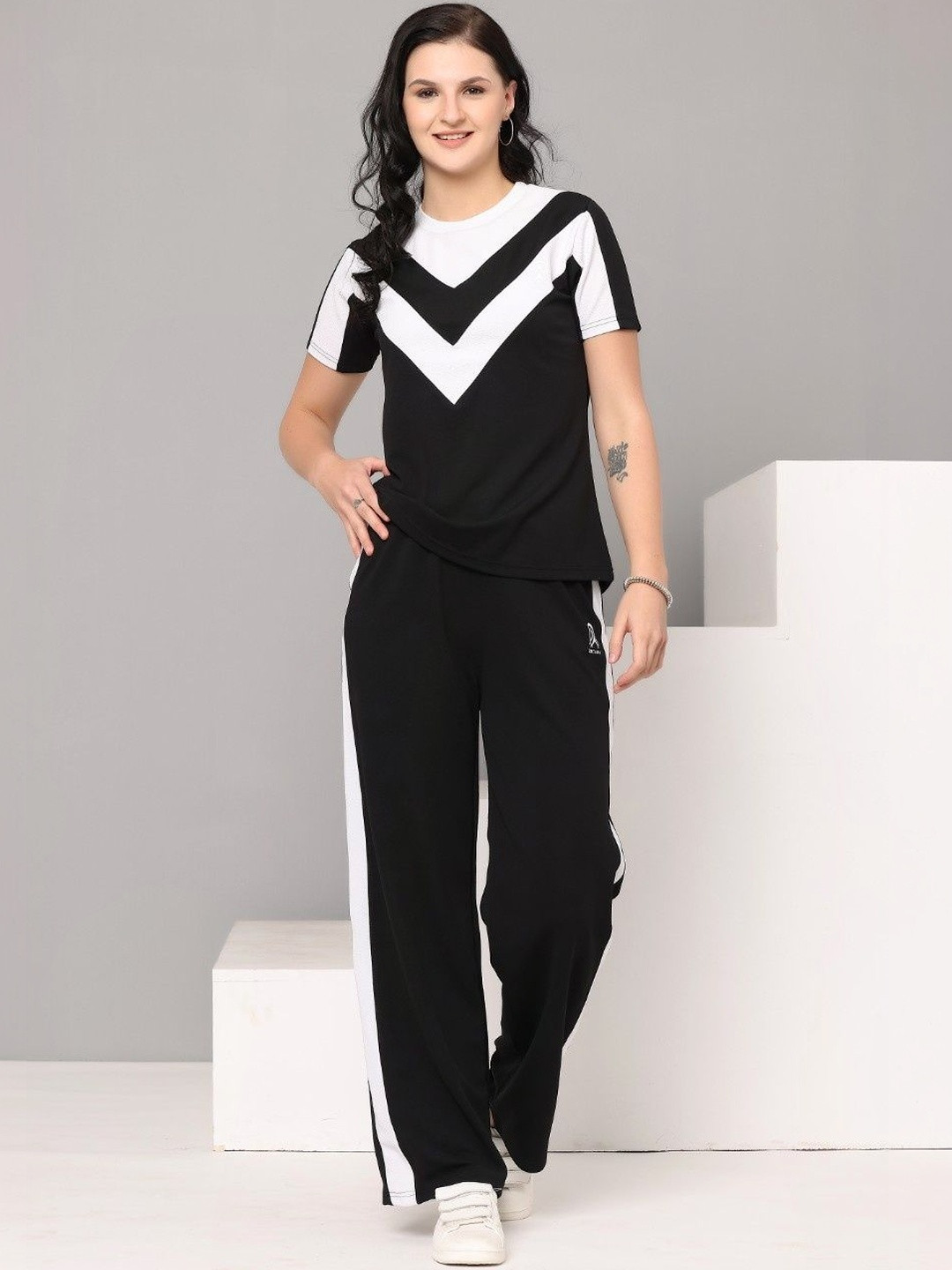 Zicada Striped T-Shirt With Trousers Co-Ords