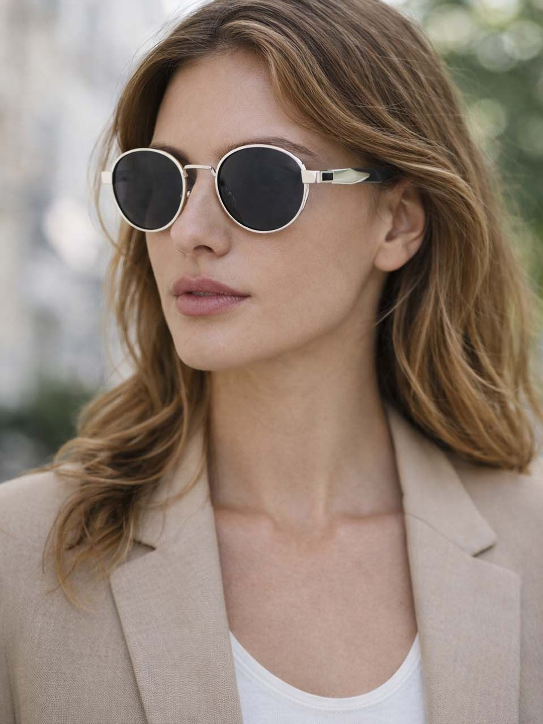 ACCENTZ Women Black Lens & Silver-Toned Oval Sunglasses with