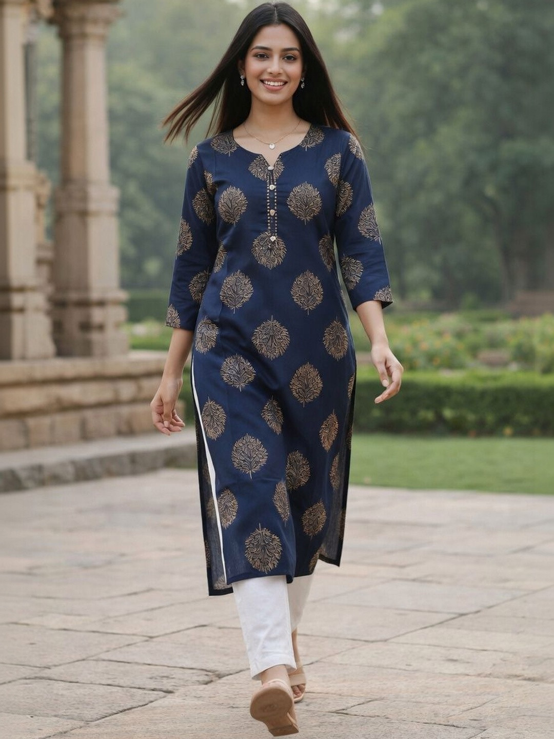 Rajnandini Women Floral Printed Floral Kurta