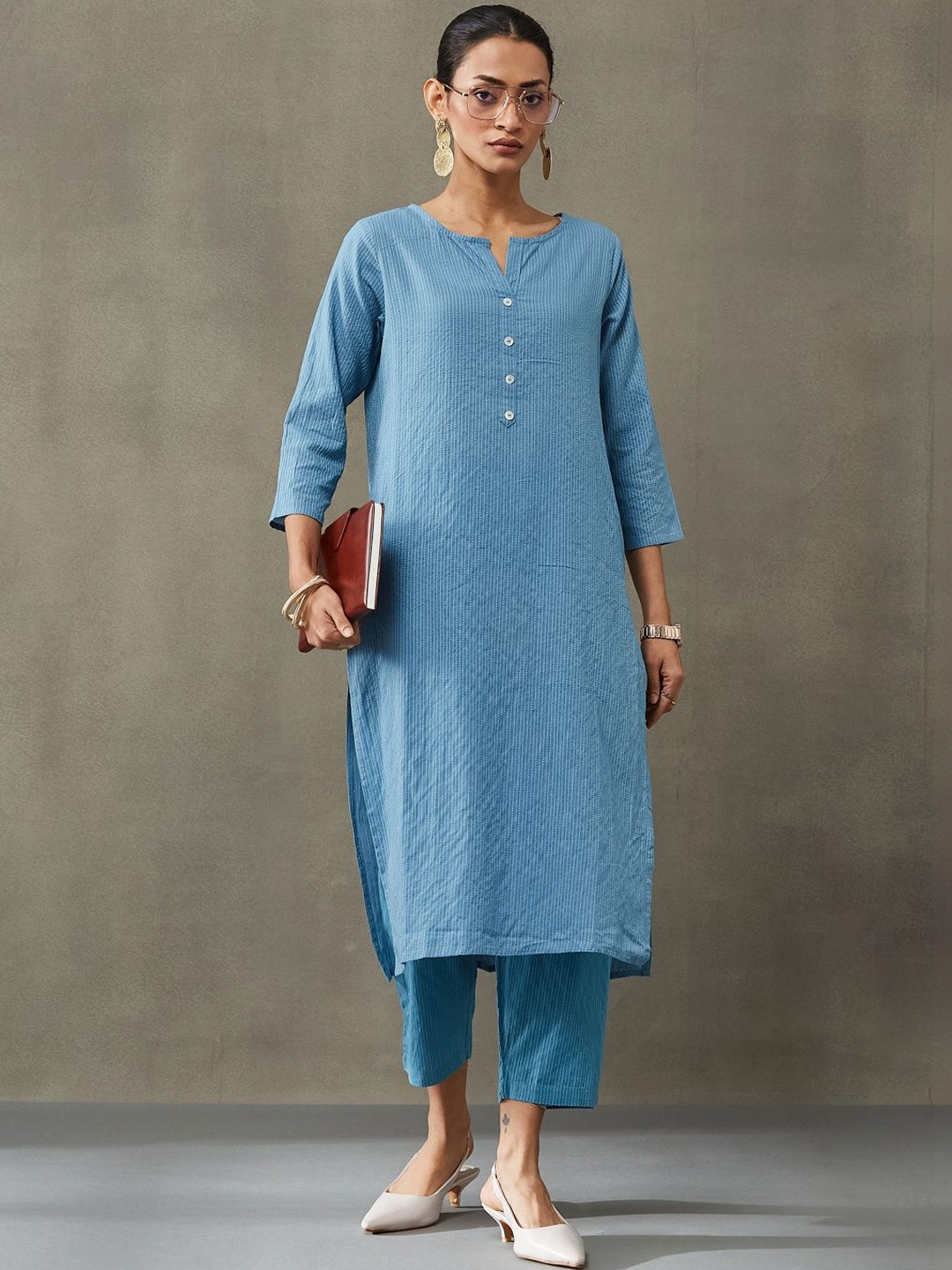 Navibhu Workwear Women Thread Work Pure Cotton Kurta with Trousers