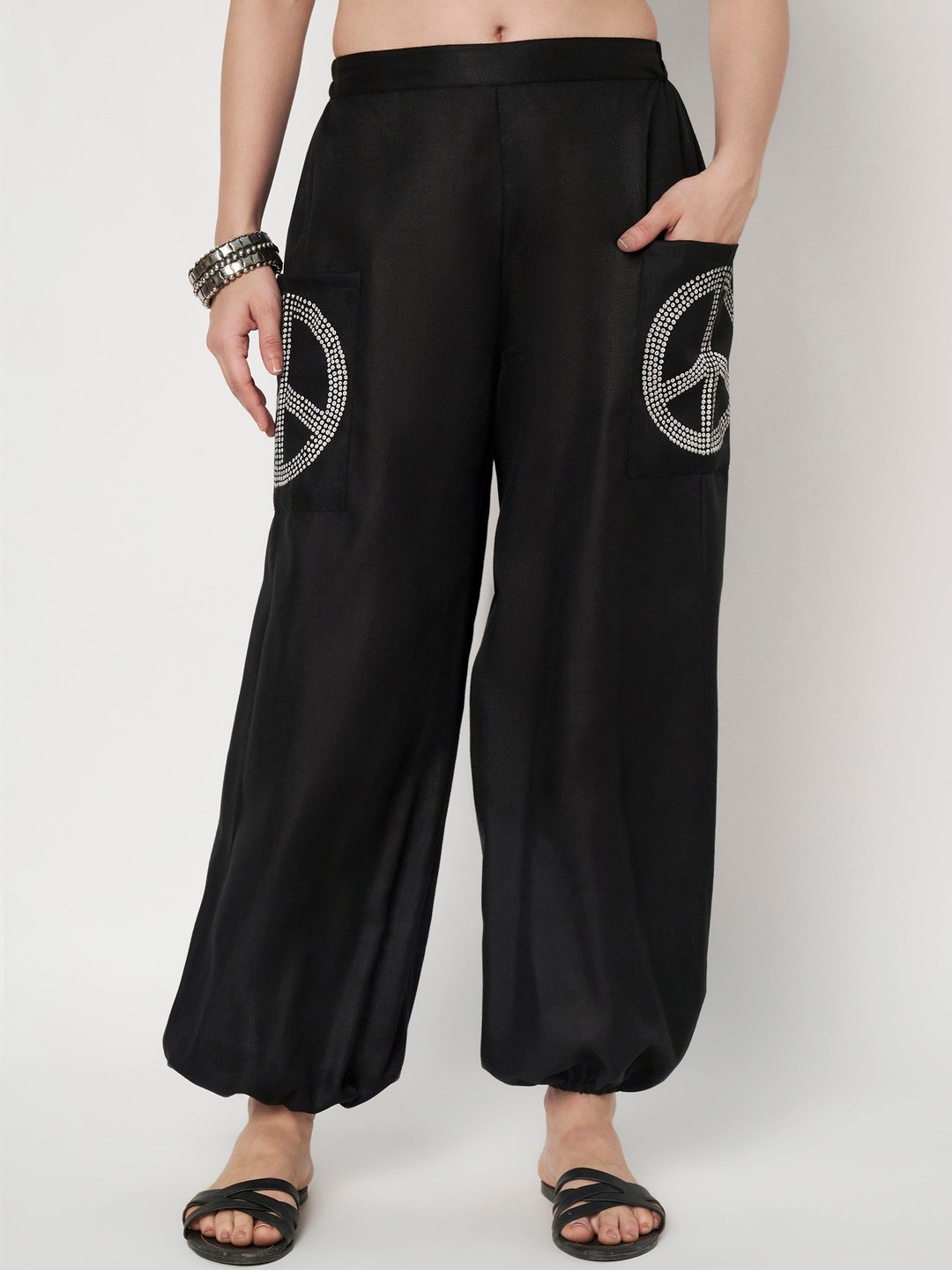 9rasa Women Loose Fit Printed Harem Cotton Pants