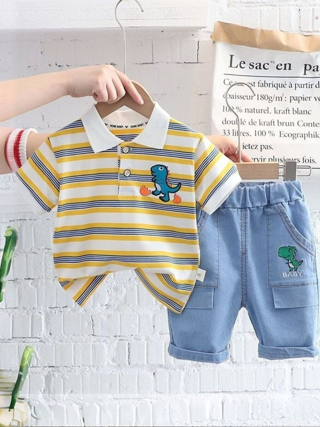 KIDNIP Boys Printed Polo Collar Short Sleeves T-shirt with Shorts