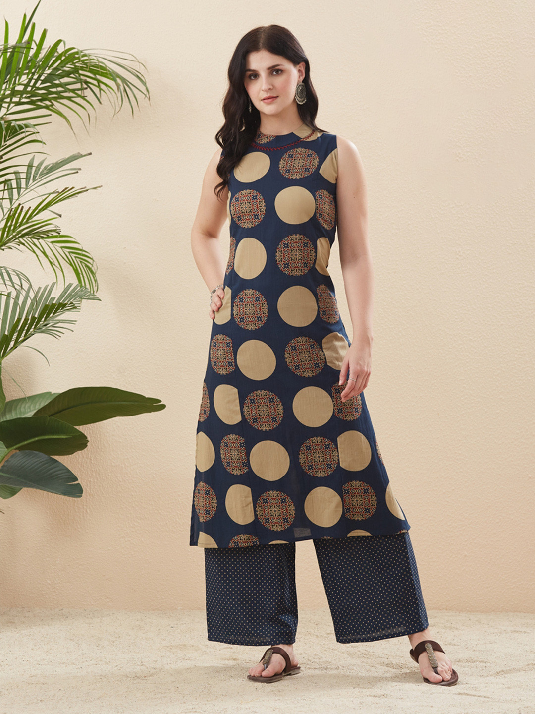 MOKOSH Women Cotton Printed Kurta And Palazzo Set