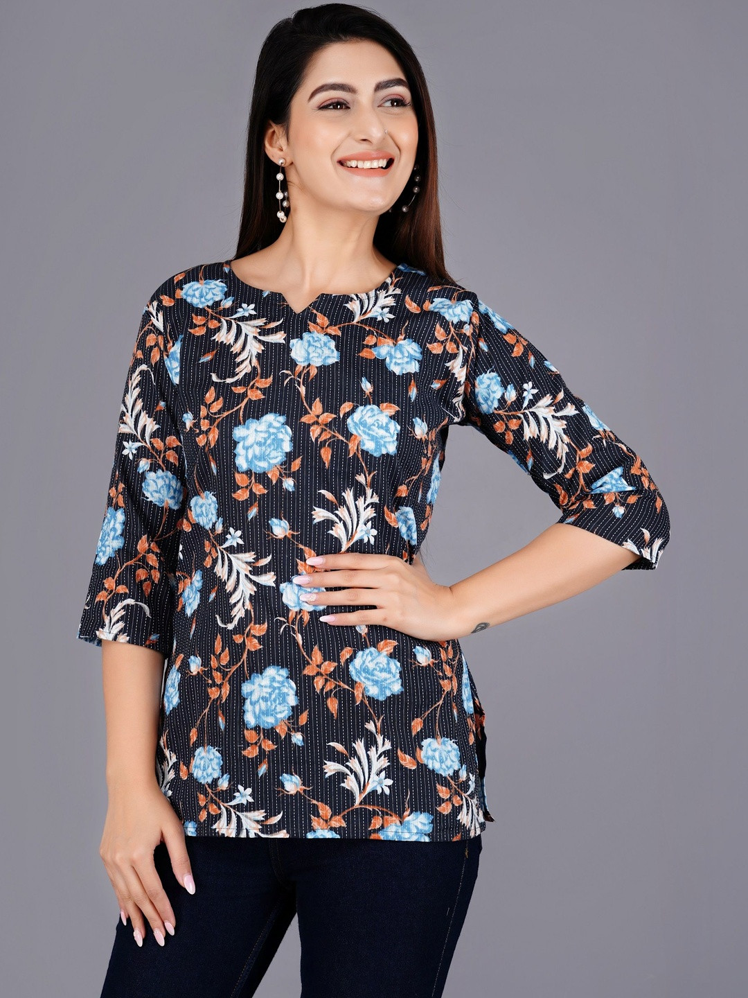 Visaru Floral Printed V-Neck Kurti