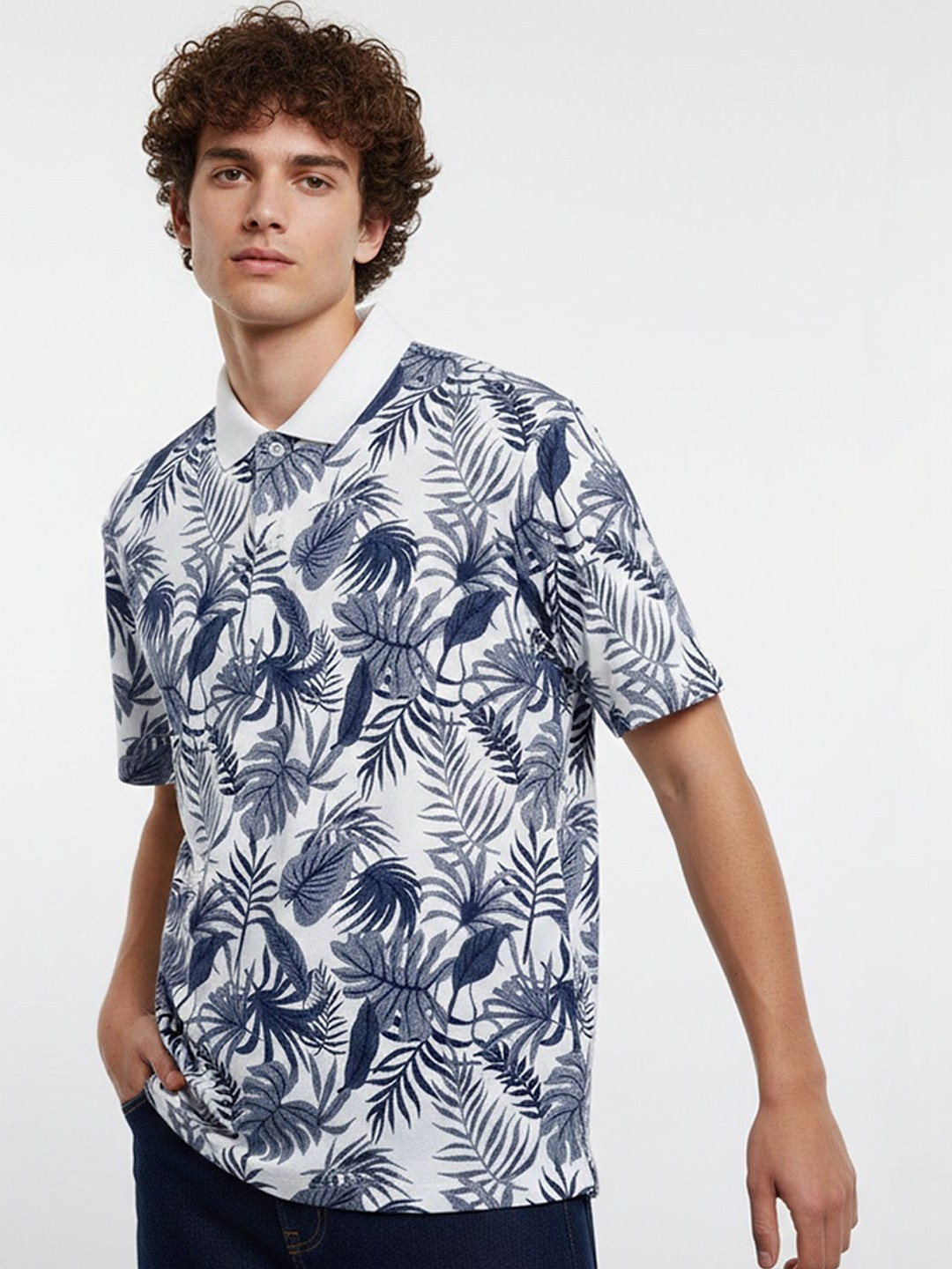 glitchez Men Printed Polo Collar T-shirt
