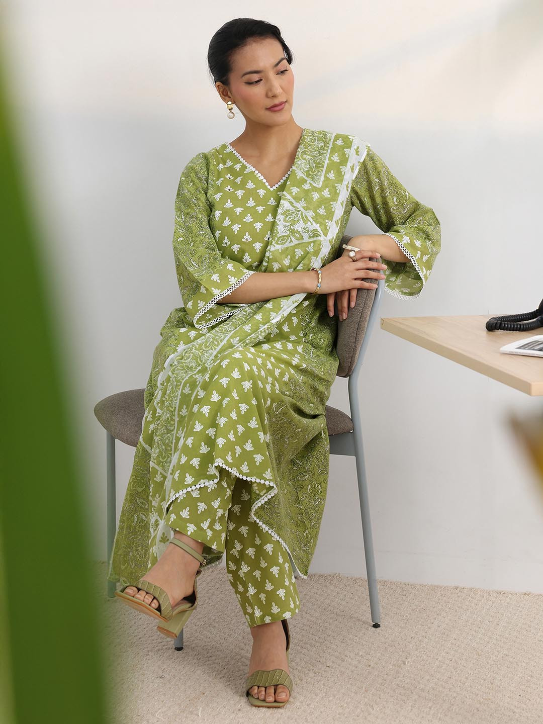 Gerua By Libas Women Ethnic Motifs Printed Regular Thread Work Kurta with Trousers & With Dupatta