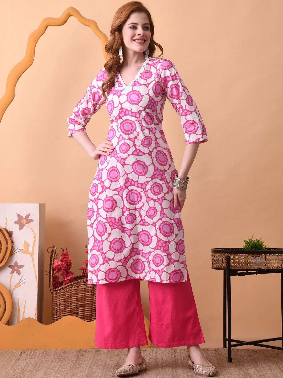 DAEVISH Women Floral Printed Kurta