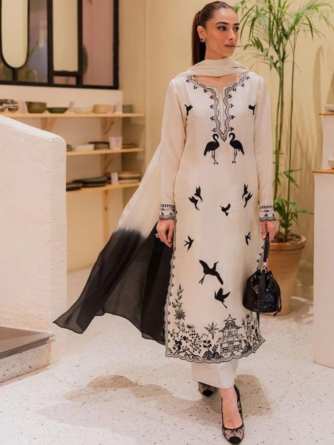 TRYAMBAKAM Women Printed Kurta with Palazzos & With Dupatta