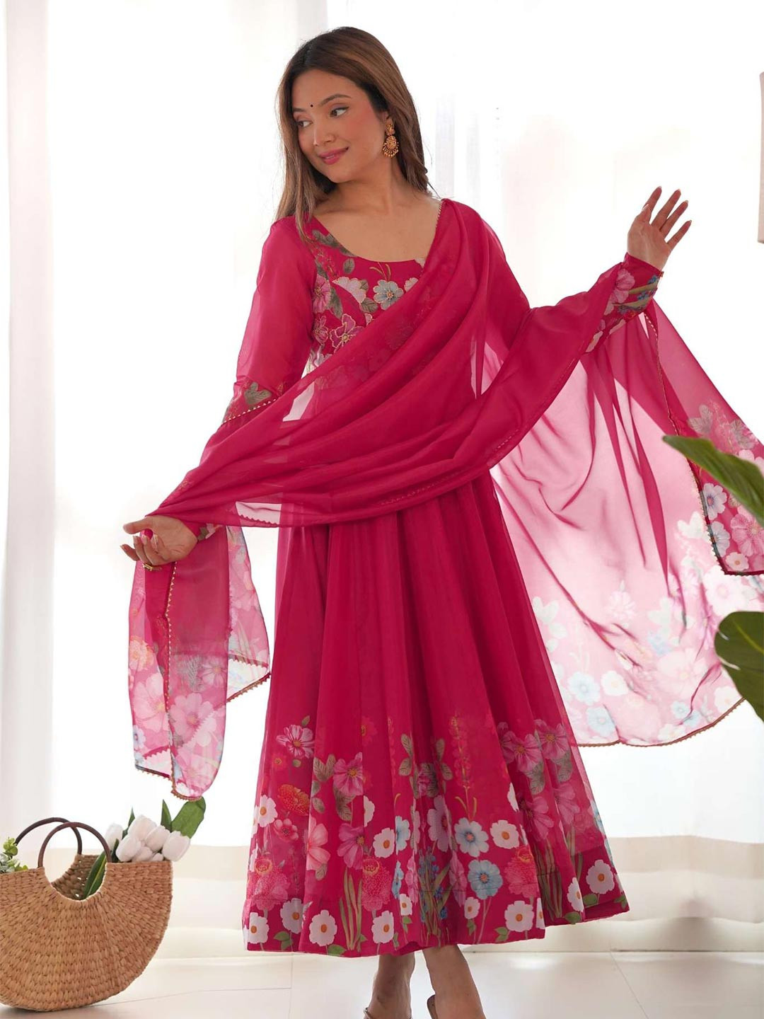 KEKIMI Women Floral Printed Empire Kurta with Palazzos & With Dupatta