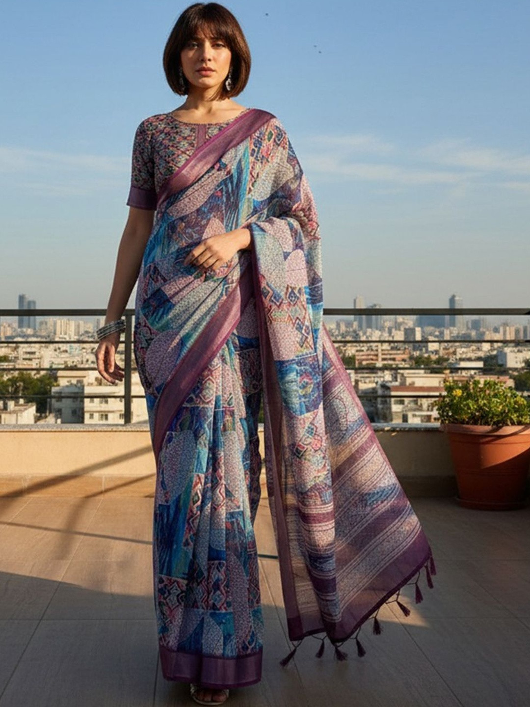 Dhaaga Ghar Women Purple Linen Cotton Digital Print Sarees