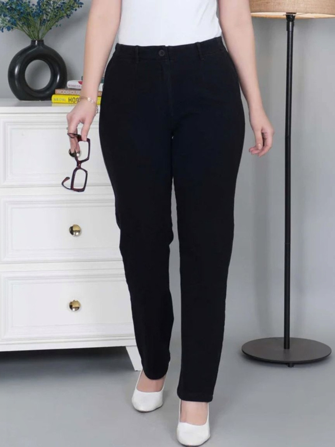 Mlada Women High Rise Relaxed Fit Denim Straight Fit Pant