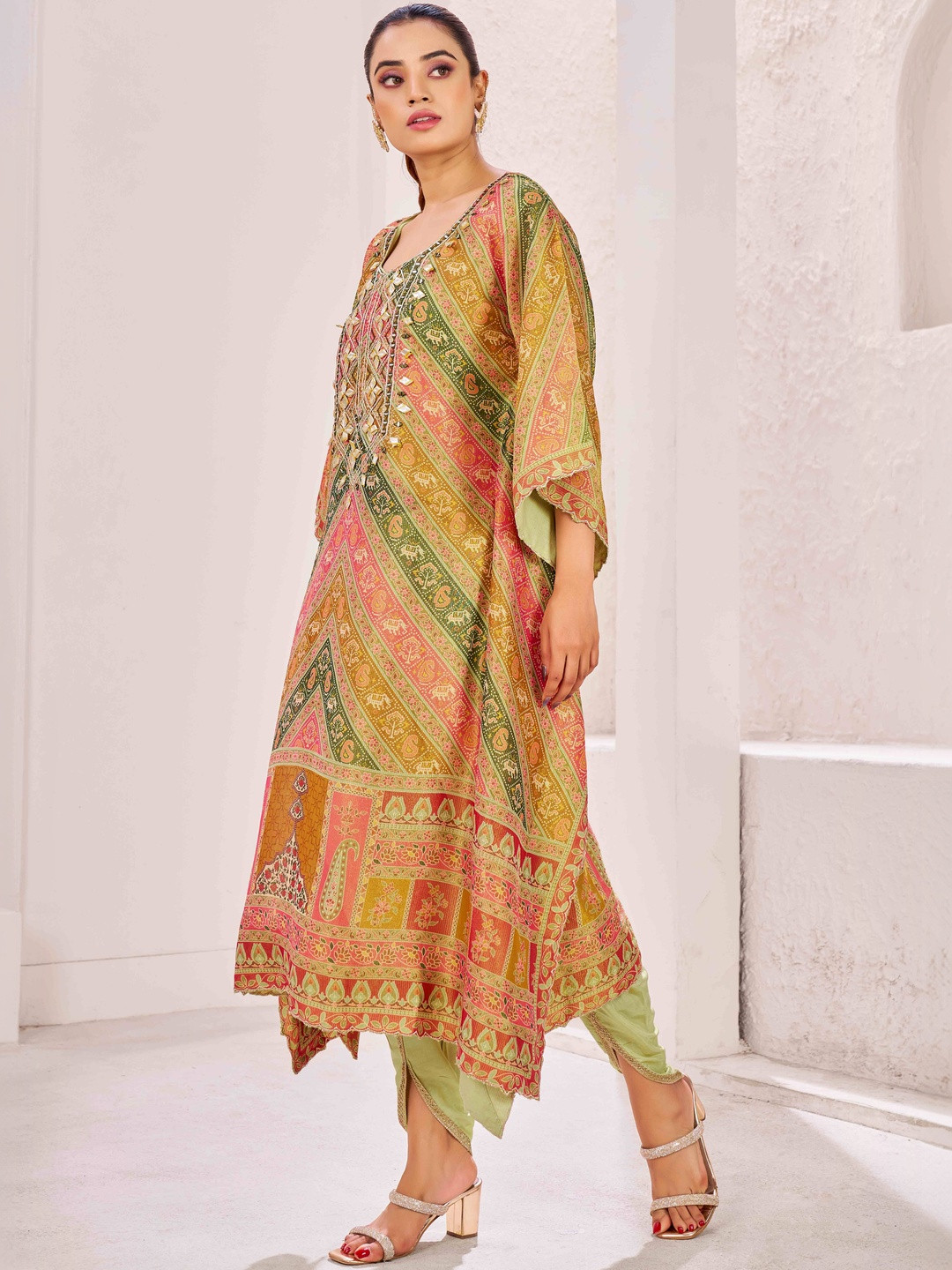 IOLY Women Floral Regular Kurta with Dhoti Pants
