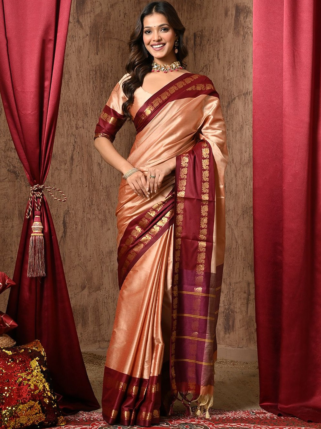 UMANTA Silk Cotton Gadwal Sarees