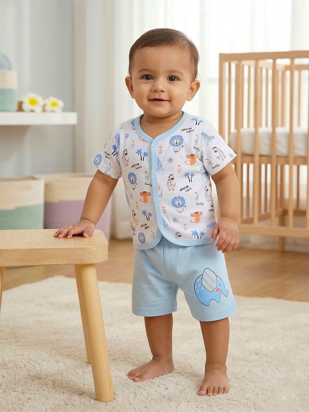 MeeMee Unisex Kids Printed T-shirt with Shorts