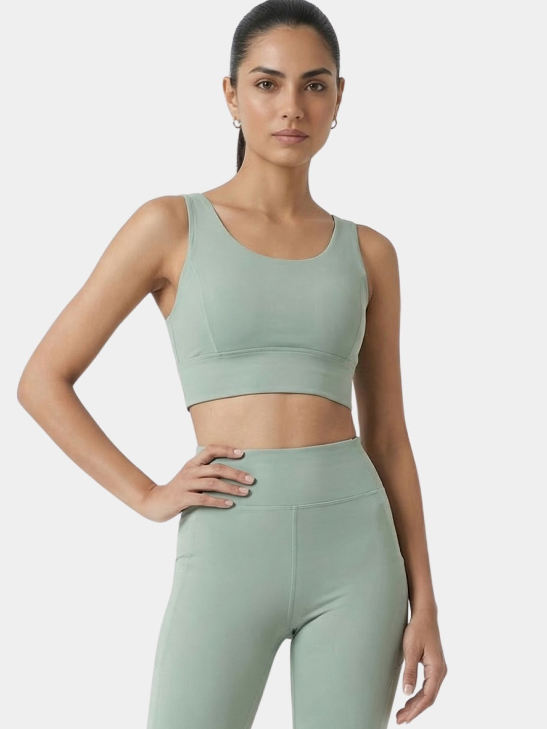 Enamor Women Sleeveless Crew Neck Crop Length Pull On Sports Bra - A206