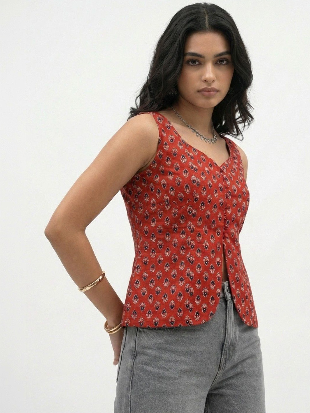 fusion by glitchez Ethnic Motifs Printed V-Neck Waistcoat Cotton Top