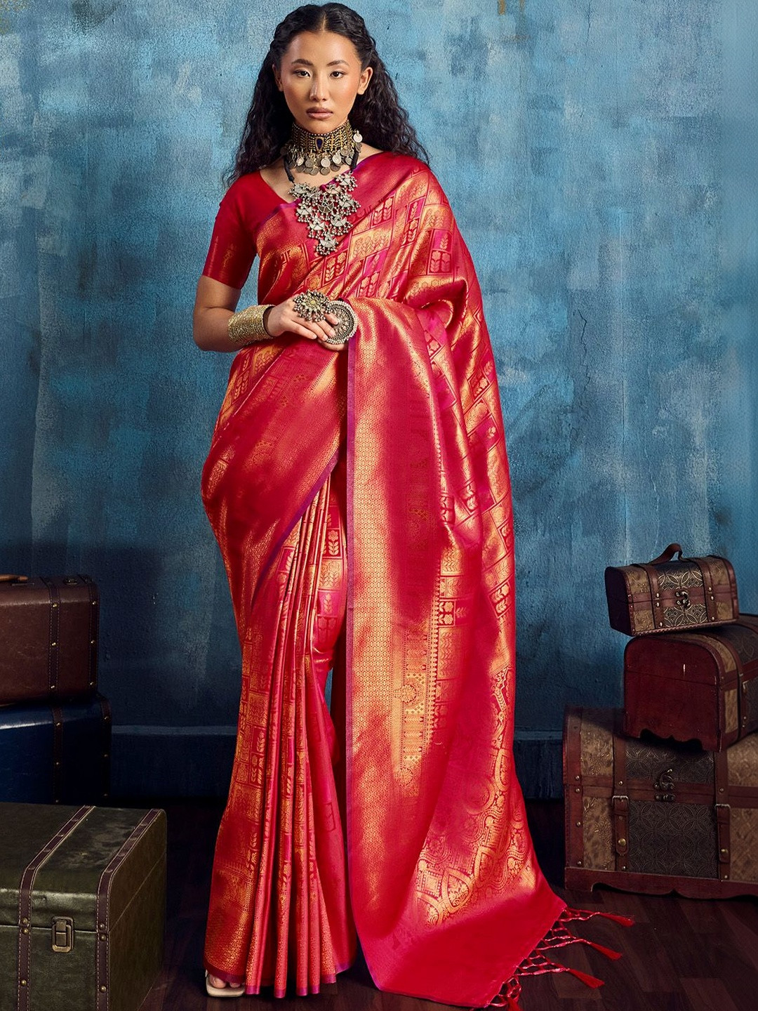 House of Pataudi Woven Design Kanjeevaram Saree with Blouse Piece