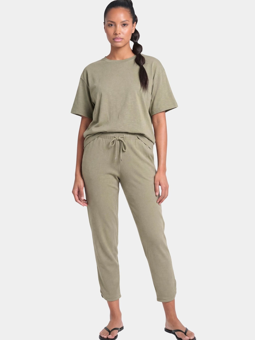 Enamor Women Mid Rise 7/8 Length Drawstring Closure Lounge Pants Relaxed Fit E048