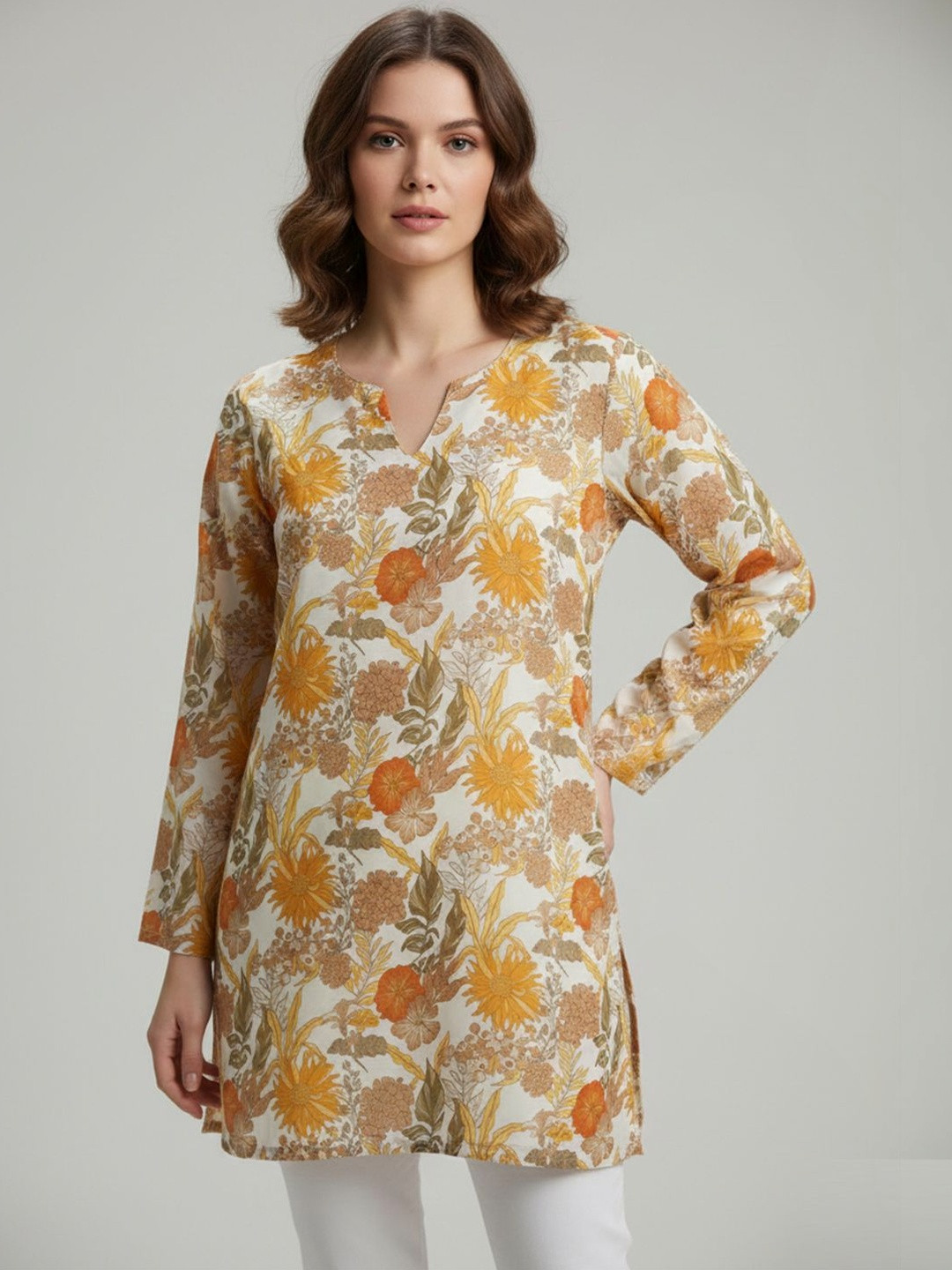SHINISHA Floral Printed V-Neck Kurti