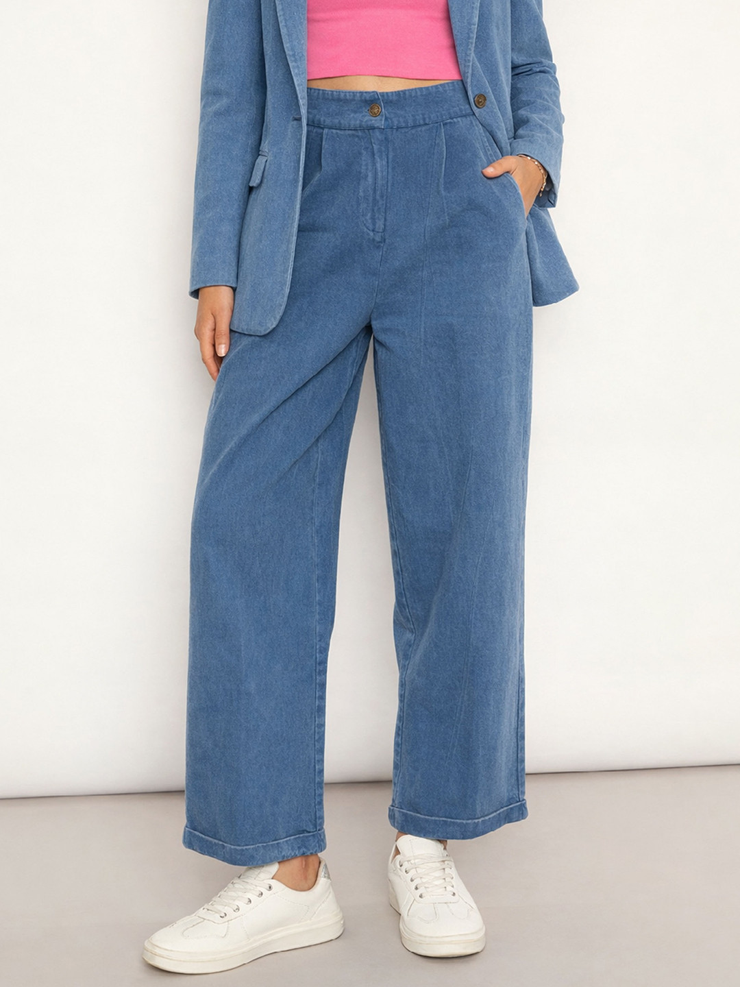 SASSAFRAS Women High-Rise Pleated Zip Trousers
