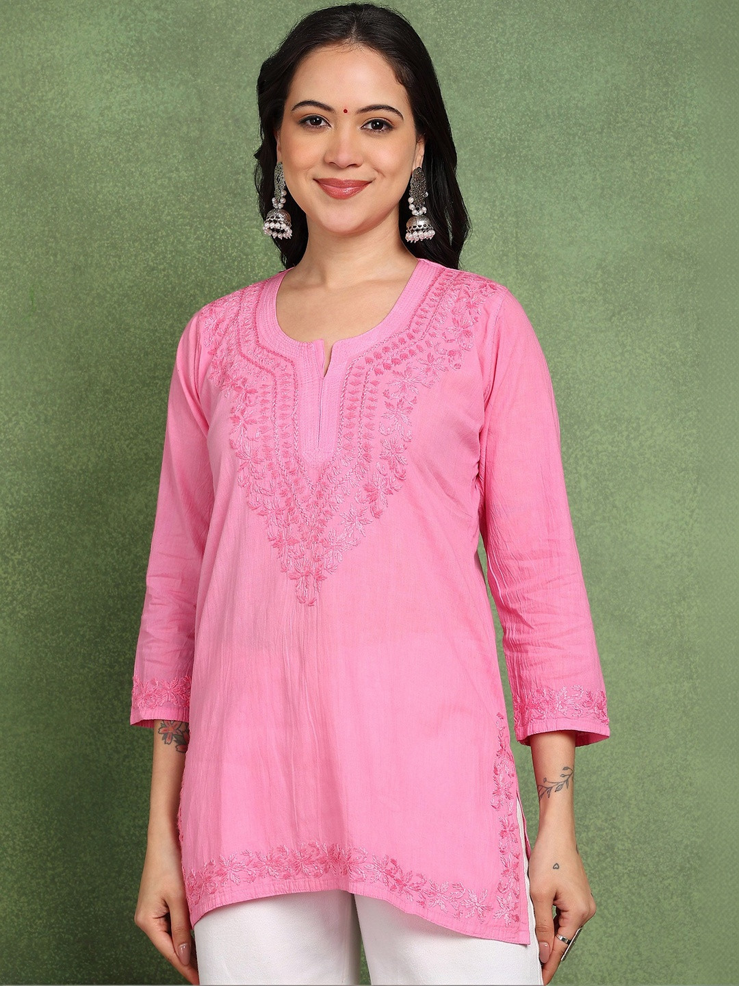 RANGAA NAWAAB Women Embroidered Chikankari Indigo Kurta