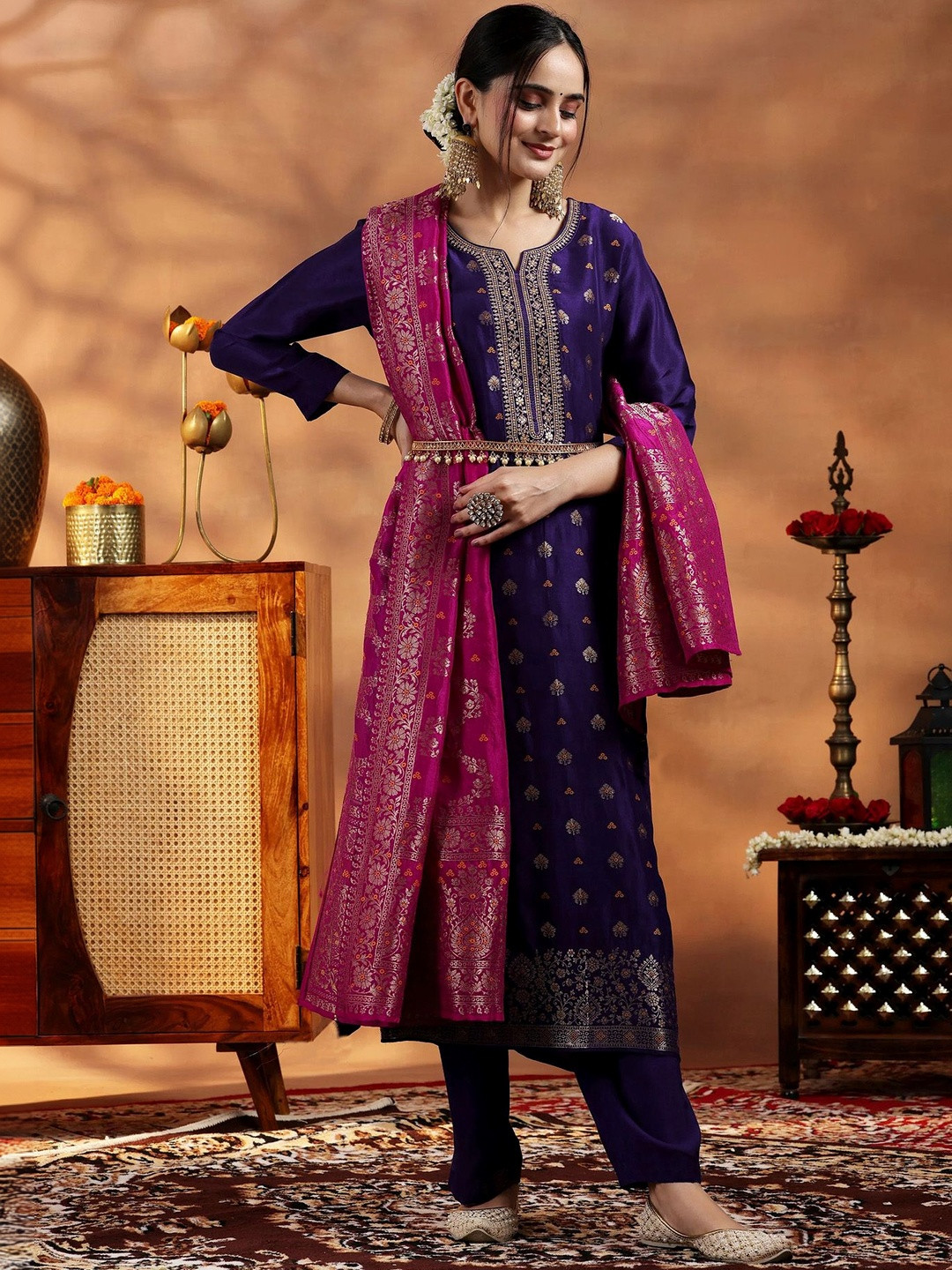 SIDDESHWARY FAB Women Ethnic Motifs Regular Kurta with Trousers & With Dupatta