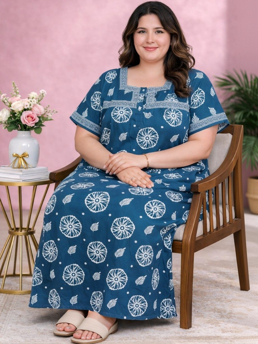JAIPZZ APPARELS Printed Maxi Nightdress
