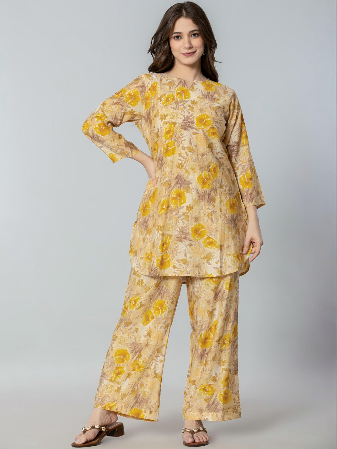 Aradhika Printed Tunic with Trousers