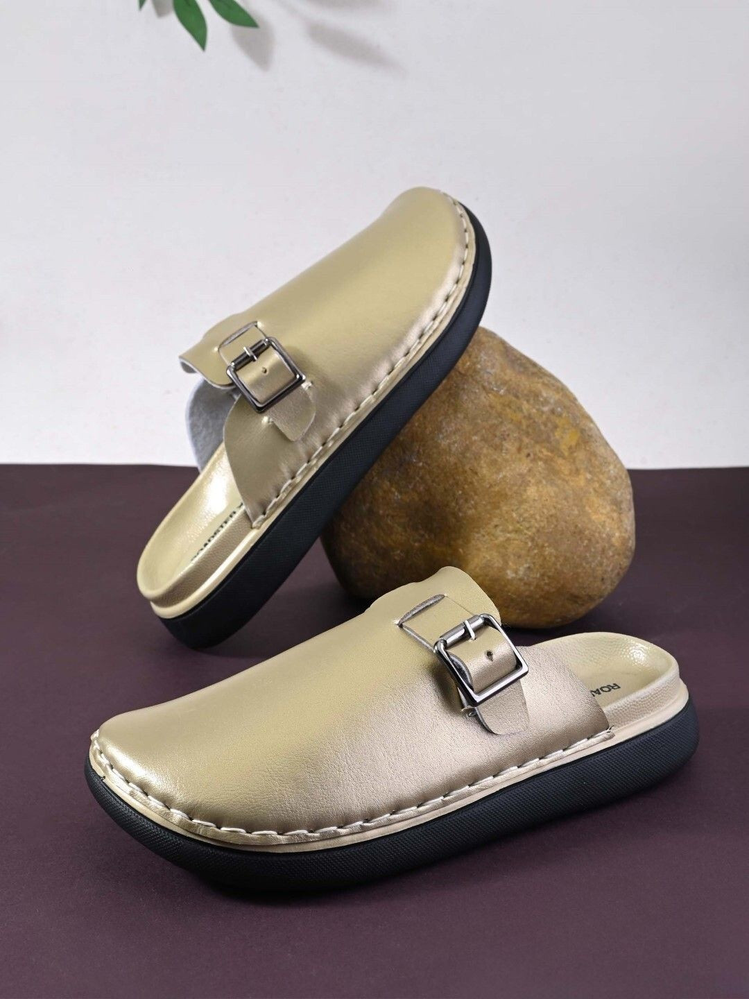 The Roadster Lifestyle Co Women Round Toe Slip-On Mules