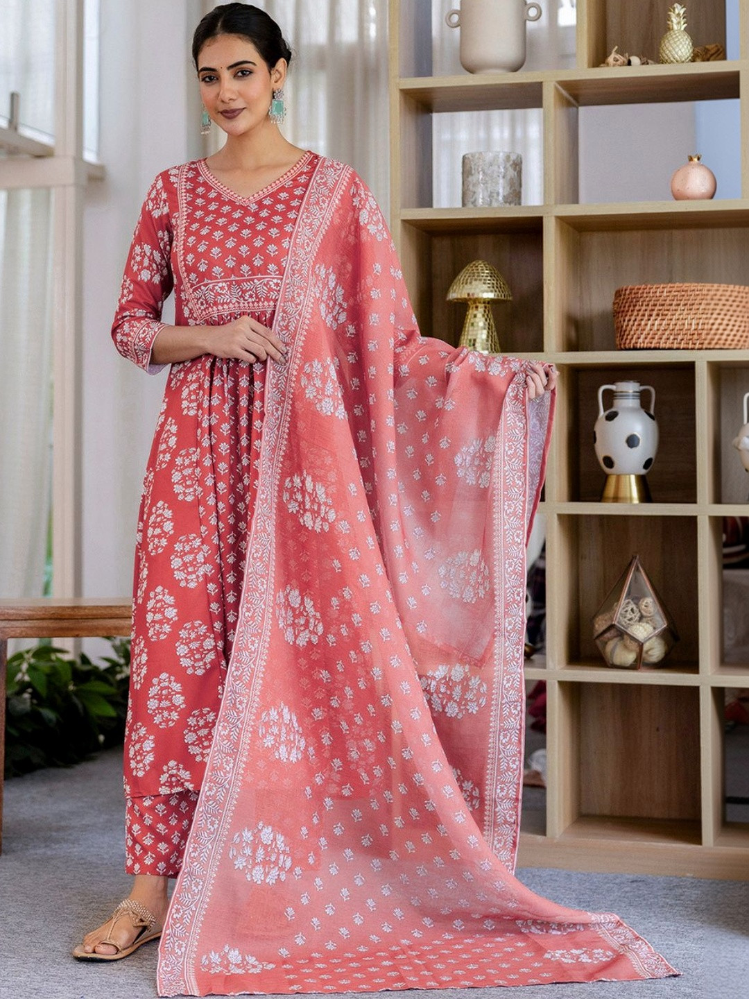 Navlik Women Ethnic Motifs Embroidered Regular Thread Work Kurta with Trousers & With Dupatta