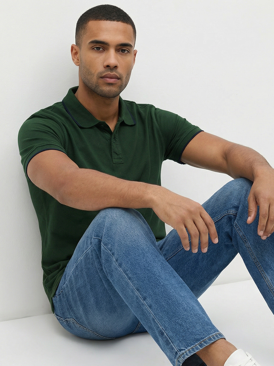 Roadster Men Green Solid Polo Collar Cotton T-shirt