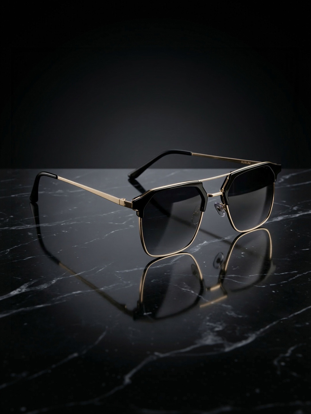 Jiebo Men Black Lens & Gold-Toned Square Sunglasses with