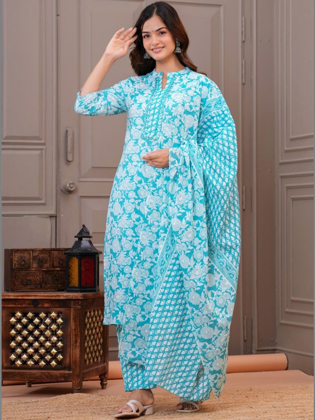 Rangira Women Floral Embroidered Sequinned Pure Cotton Kurta with Trousers & With Dupatta
