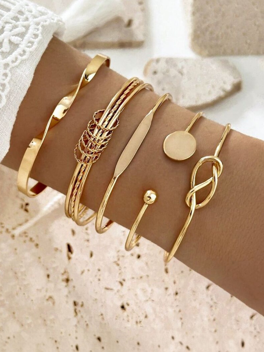 DressBerry Women 5 Gold-Plated Bangle-Style Bracelet