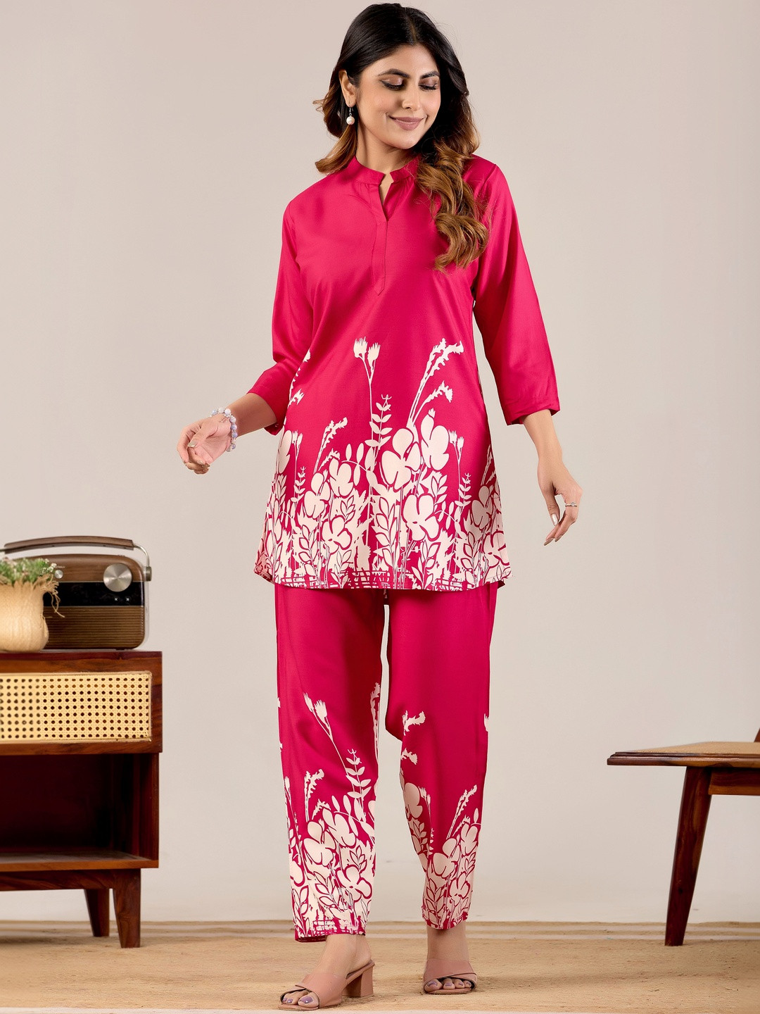 The Cloth Crow Women Floral Printed Regular Kurta with Palazzos