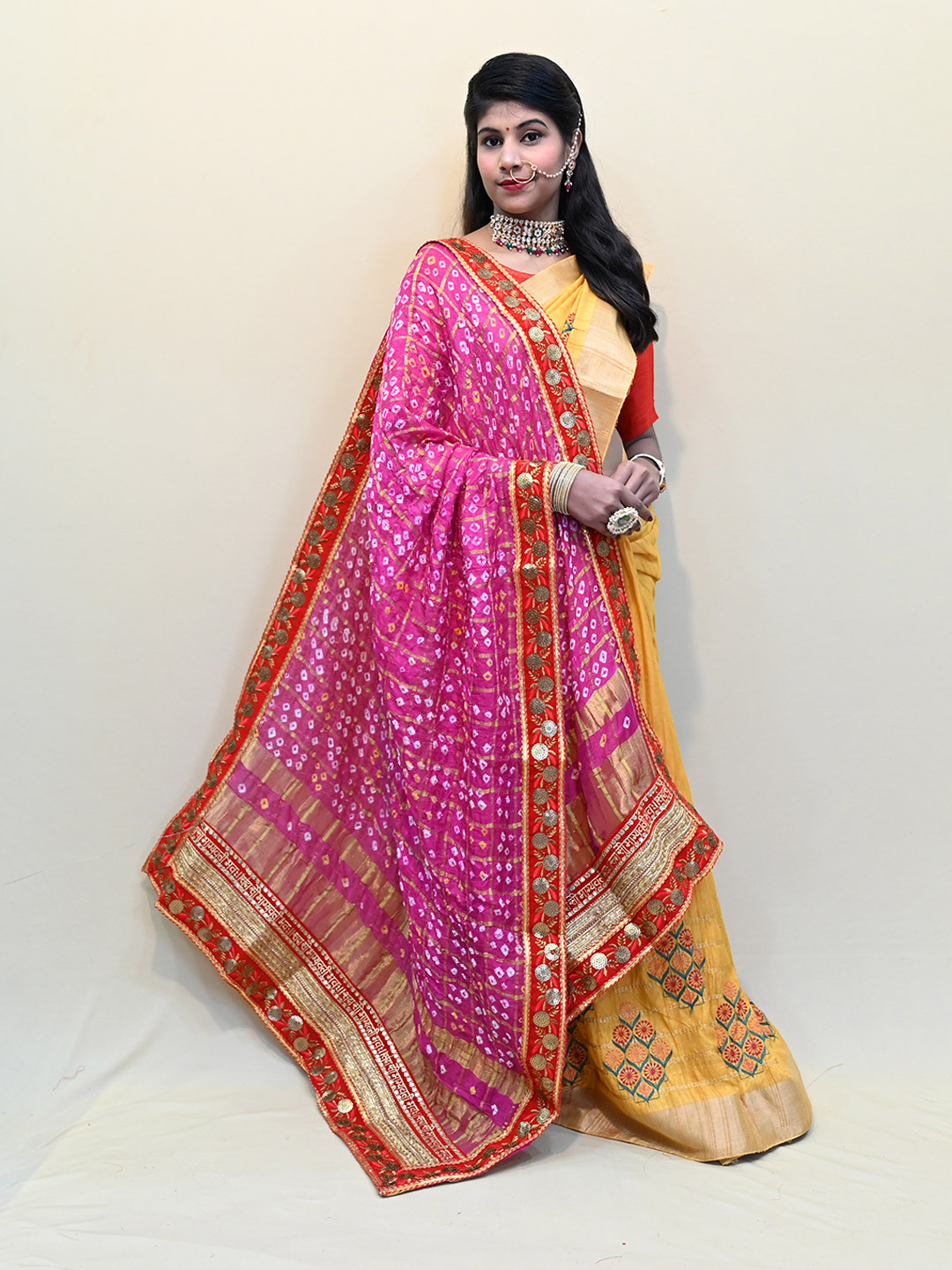 Ranisatiya creation Bandhani Printed Dupatta With Sequinned