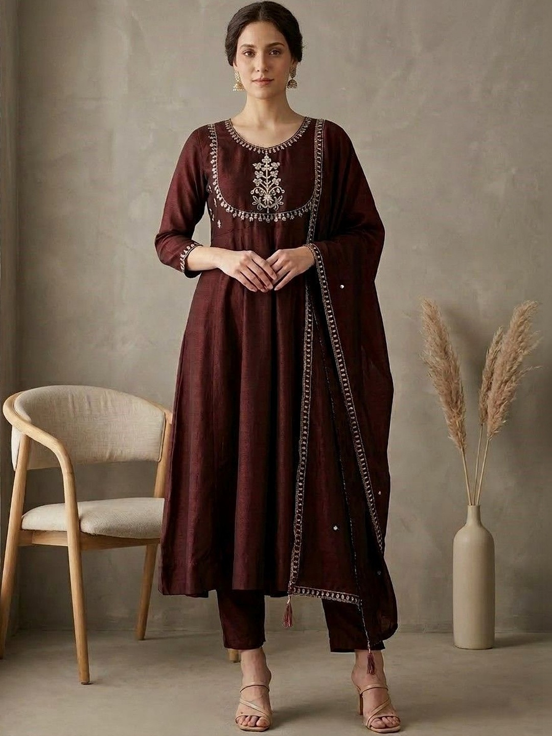 House of Pataudi Embroidered Round Neck Kurta & Trousers With Dupatta