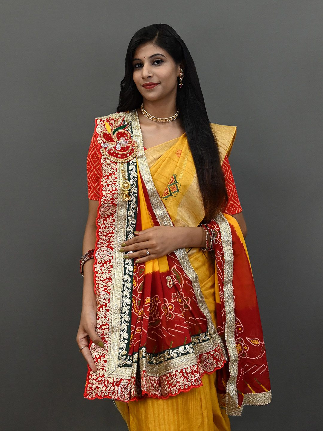 Ranisatiya creation Bandhani Printed Gotta Patti Georgette Dupatta