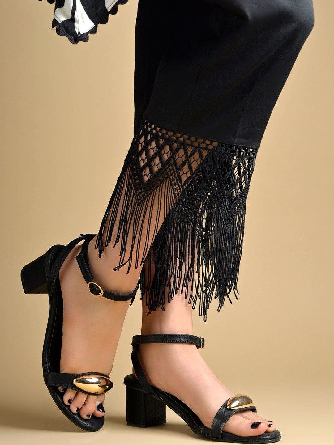 Shoetopia Block Sandals with Buckles
