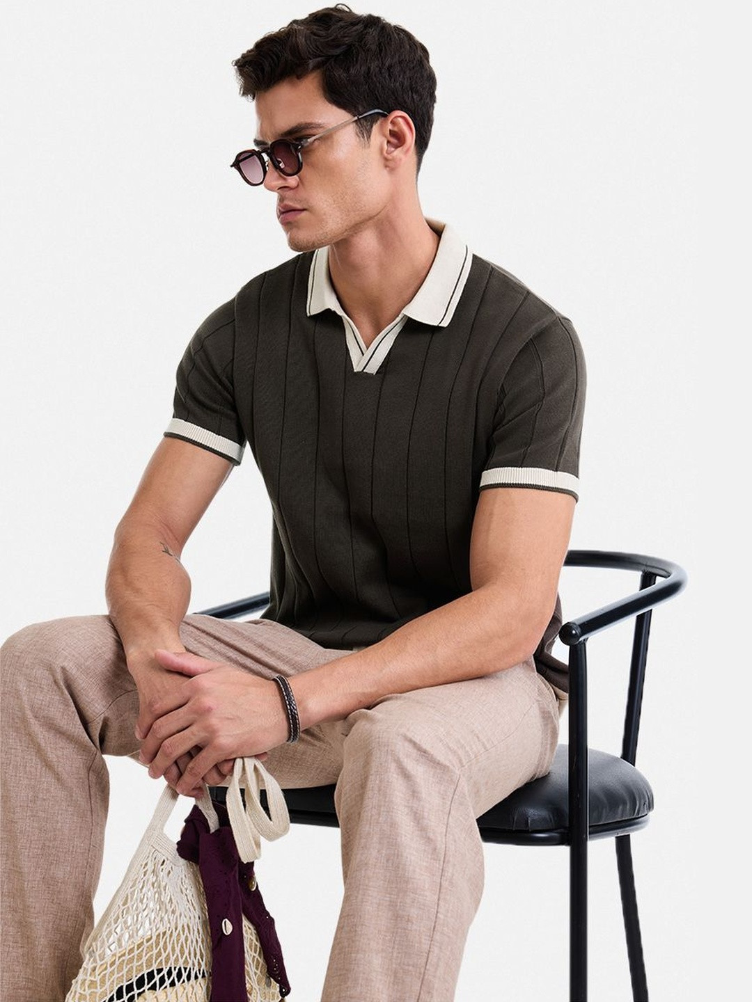 Snitch Dark Brown Ribbed T-Shirt